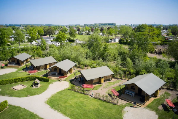 tentfoto betuwestrand drone nederland