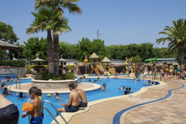 la-masia-zwembad